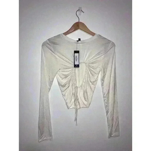 Lulus going back to basics cutout long sleeve crop top Ivory Size M  NWT - Picture 4 of 7